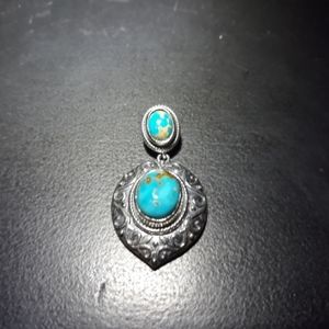 Natural South Hill Turquoise Earrings l10